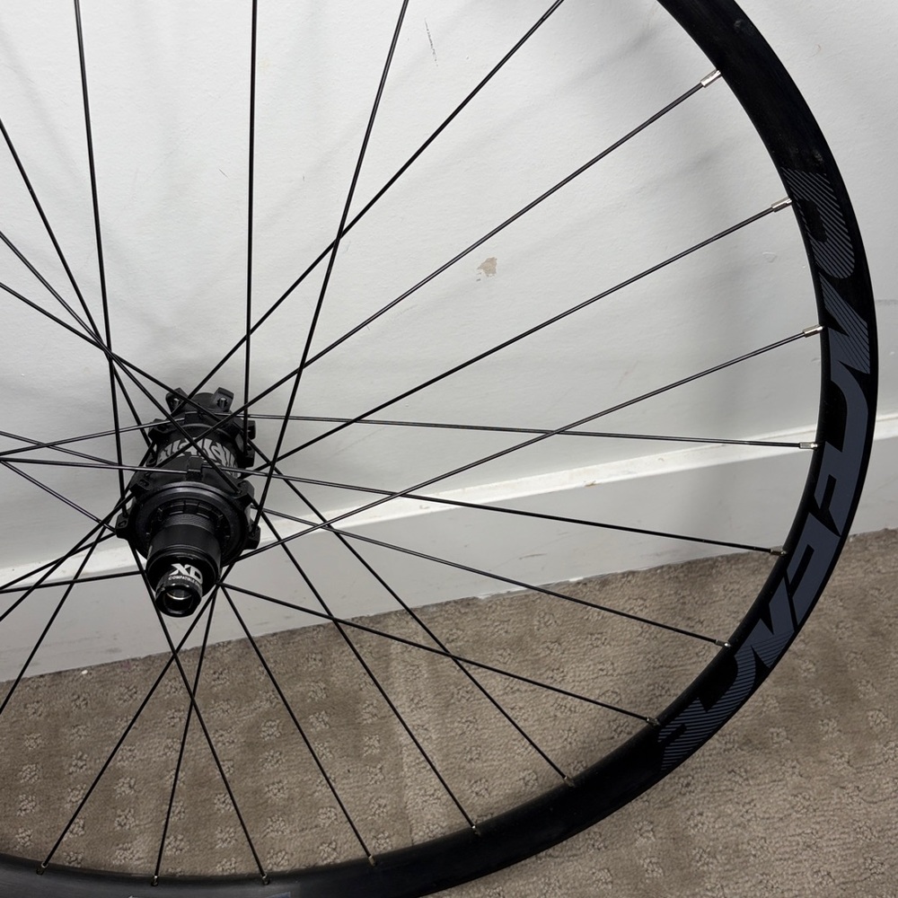 Race Face Aeffect R30 Aluminum Wheel - Picture 9 of 10
